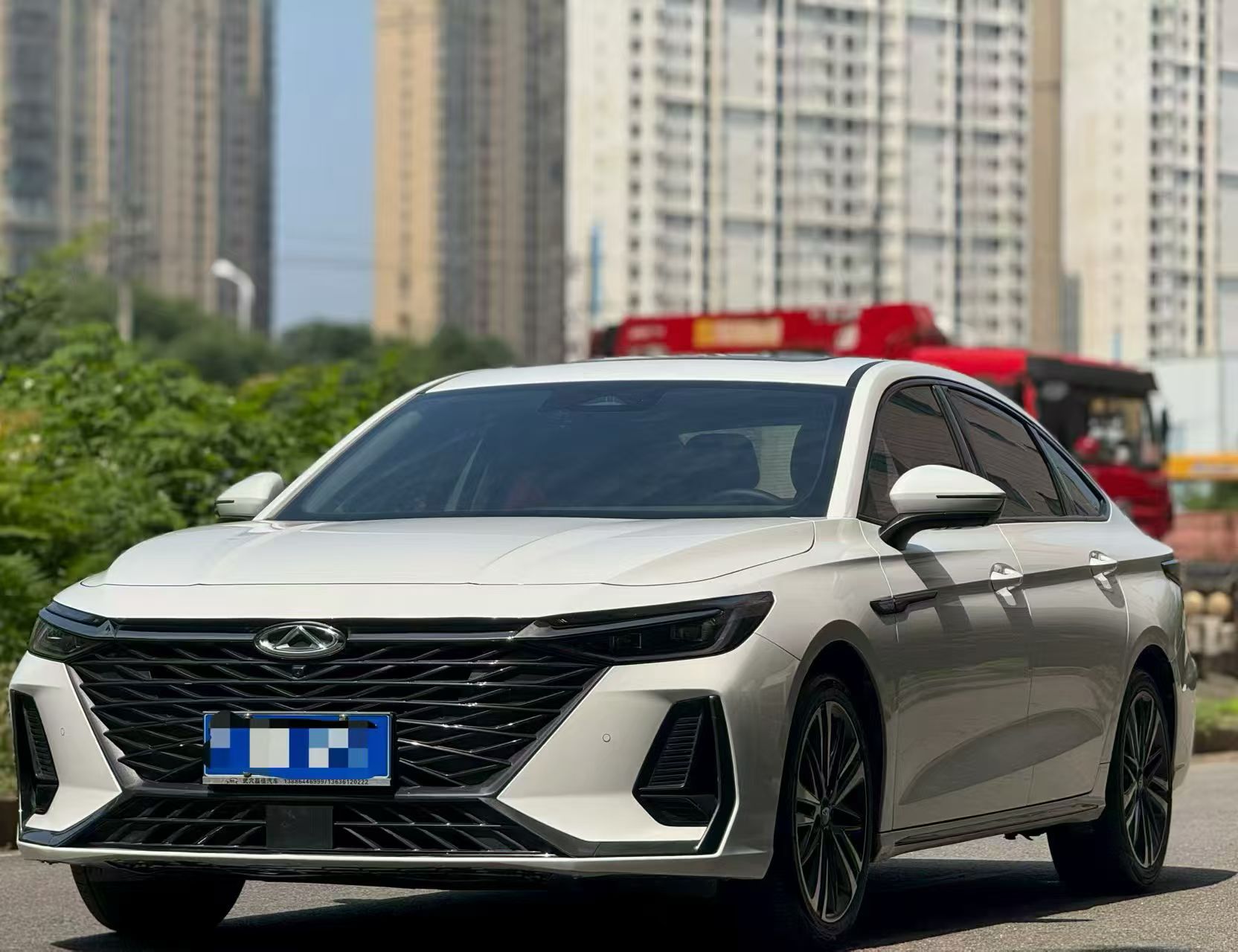 Chery Arrizo - Elegant Sedan